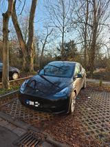 Tesla Model Y Standard Range SR RWD - Tesla Model Y in Mönchengladbach