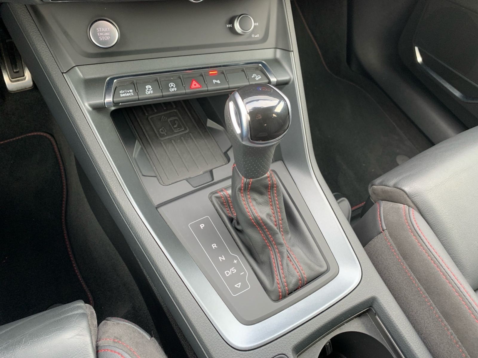 Fahrzeugabbildung Audi Q3 Sportback 45 2.0 TFSI quattro S line Aut.