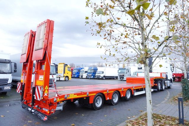 Kässbohrer LB3E / 2024 low-bed semi-trailer