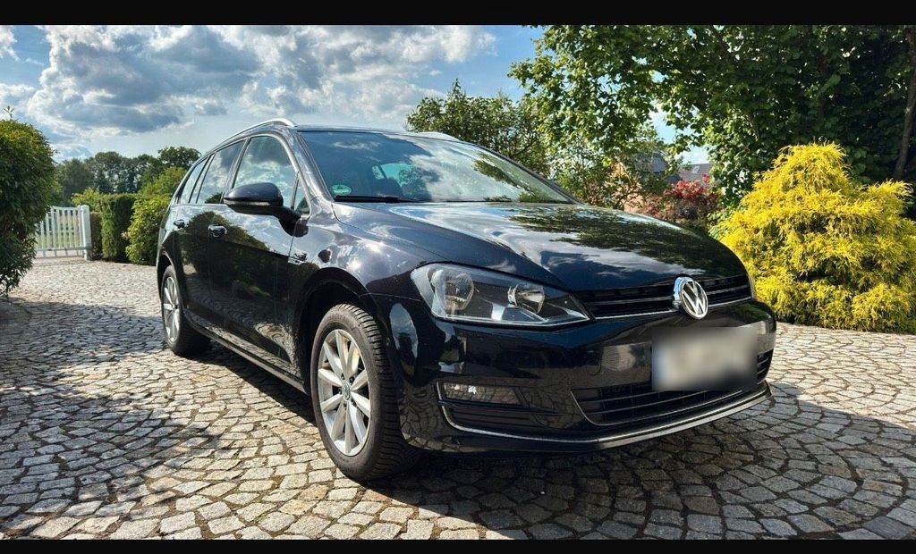 Image of Volkswagen Golf