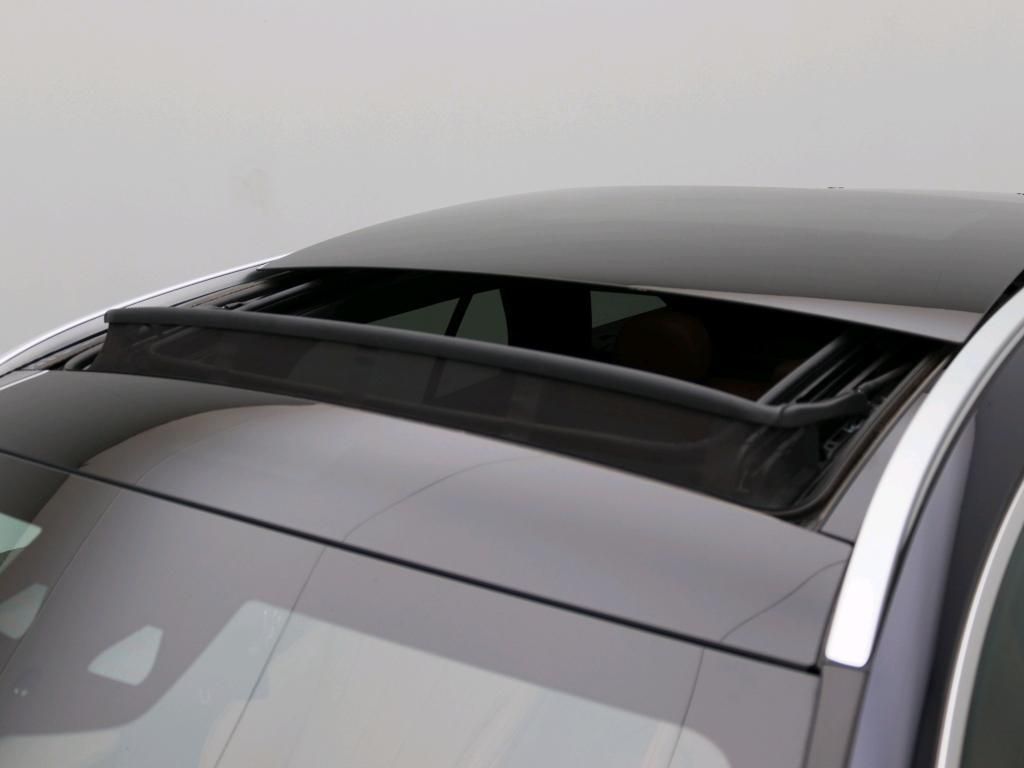 Mercedes-Benz E 300 Estate e AMG Line panorama dach Wegklapbar