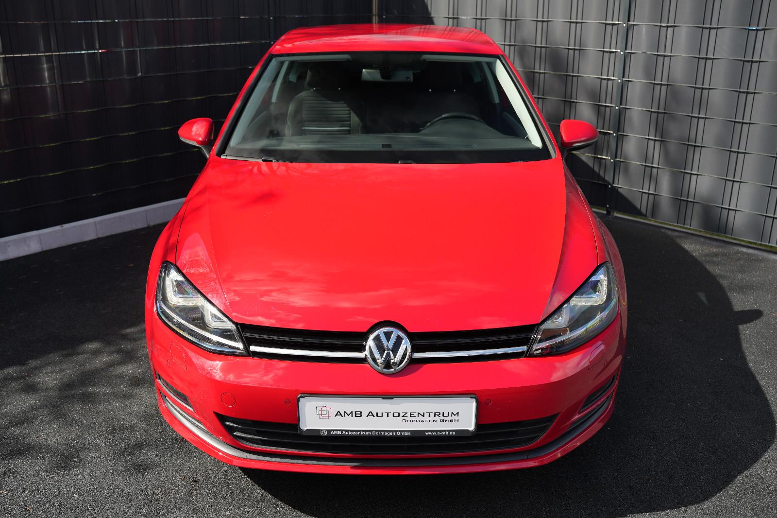 Volkswagen Golf VII Lim. Cup BMT*1.HAND*KLIMA*PDC*LED*ESP*