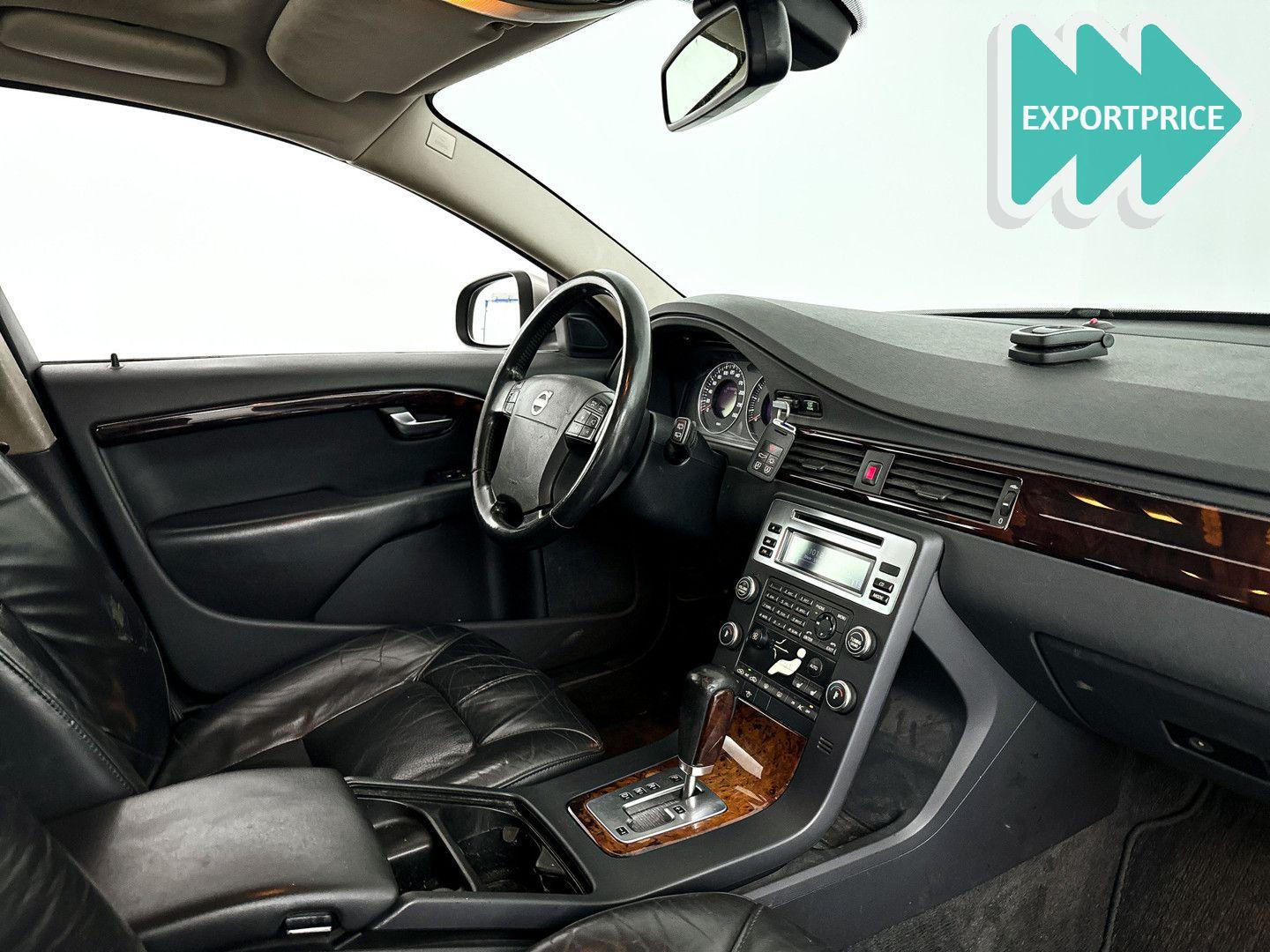 Volvo V70 2008 — photo 21