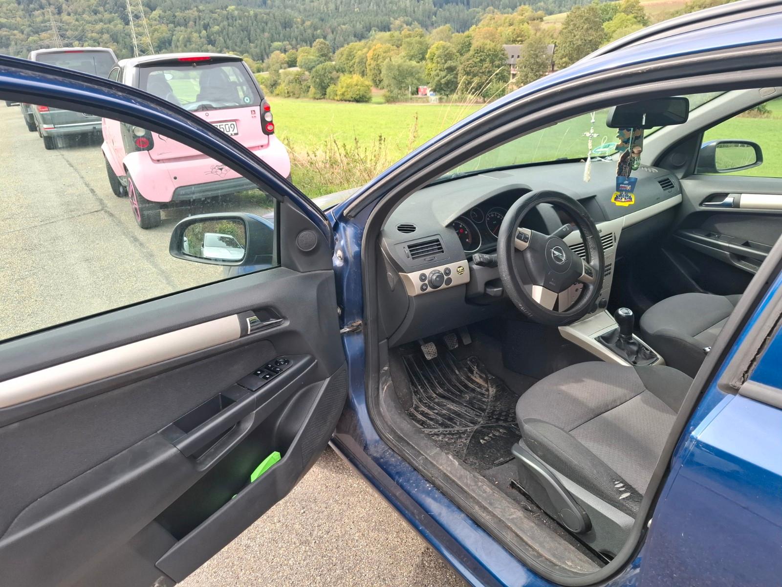 Opel Astra 2007 — photo 7