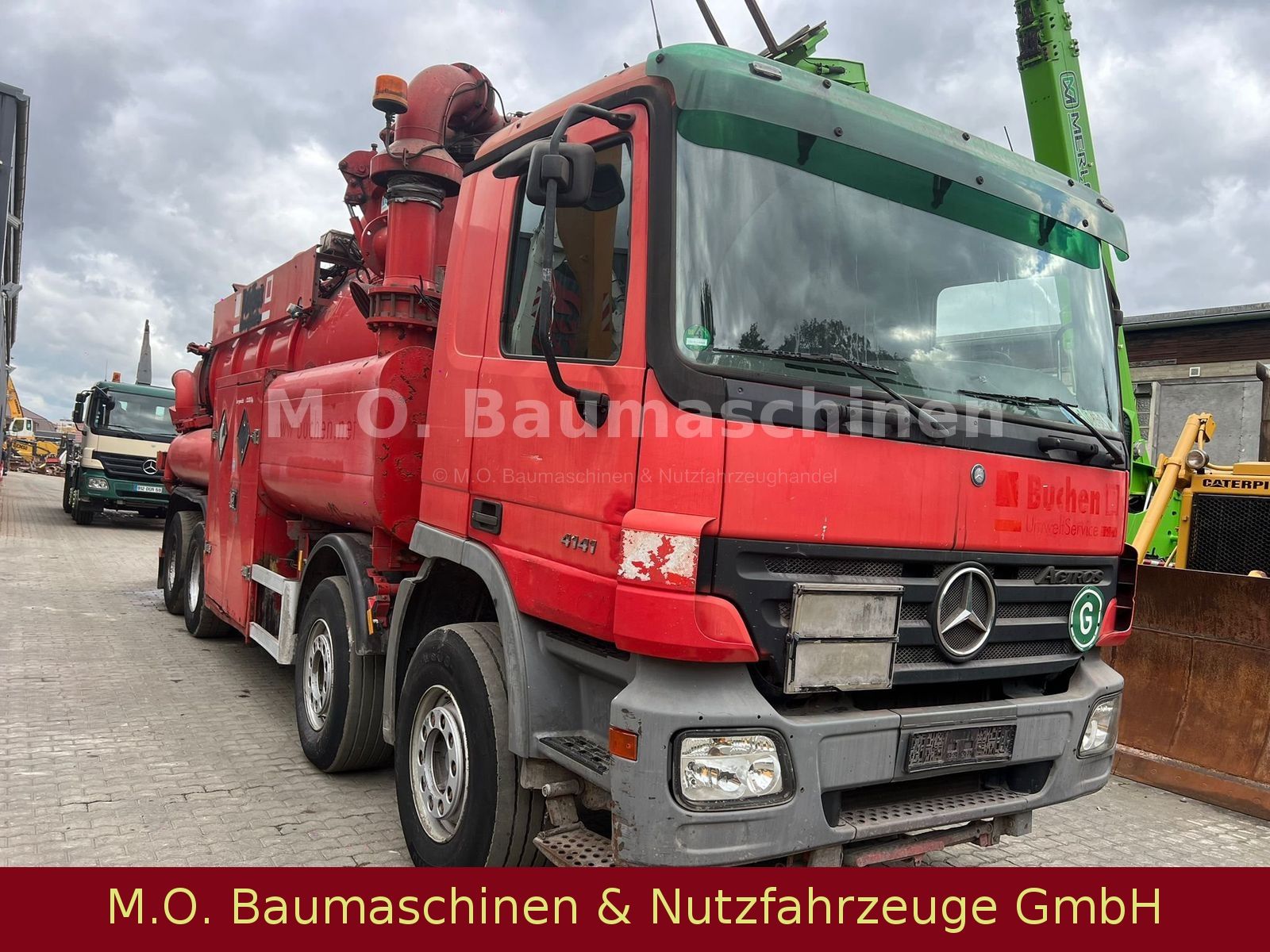 Fahrzeugabbildung Mercedes-Benz Mercedes Actros 4141 / Trockensauger /ADR