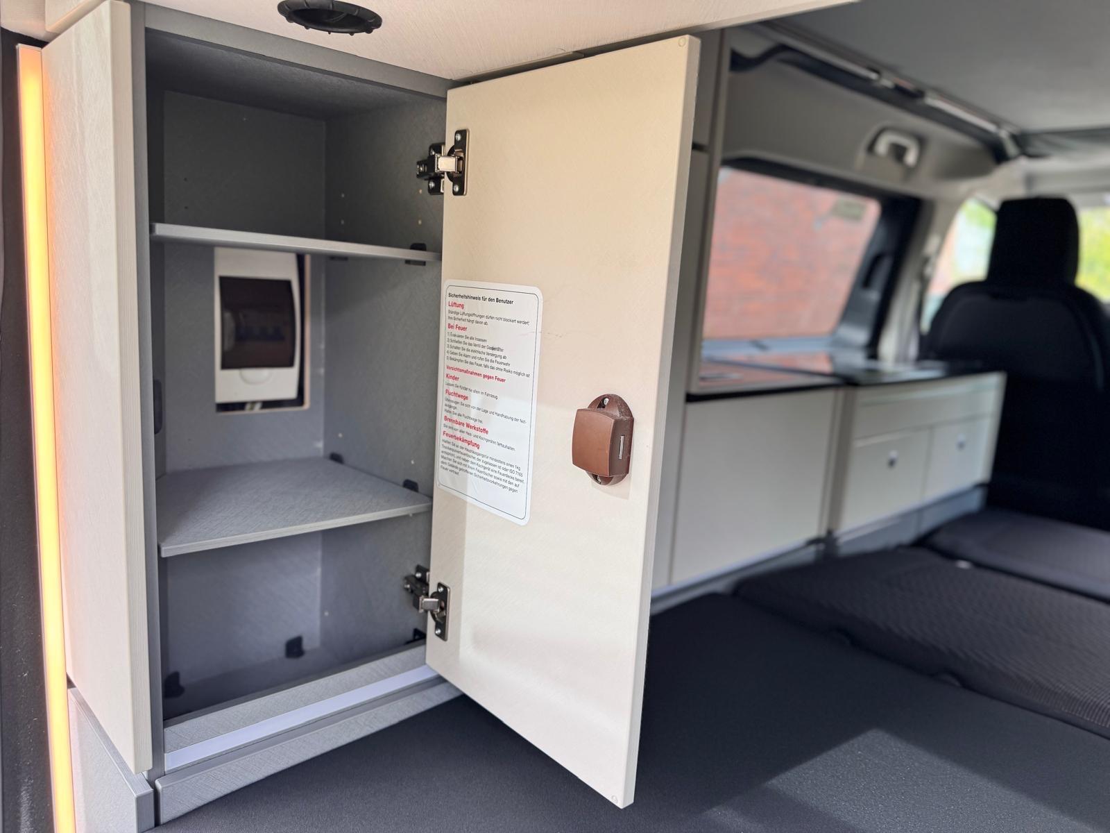 Toyota Crosscamp - Automatik - Standheizung - 1.Hand -