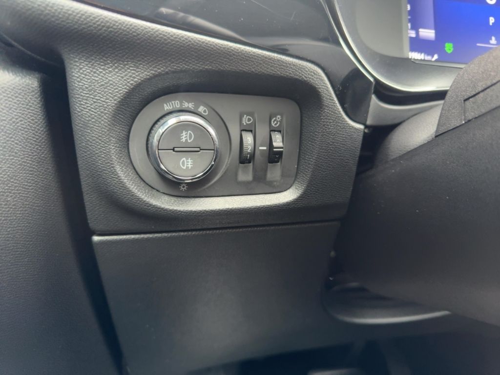 Fahrzeugabbildung Opel Corsa AUTOMATIK  RÜCKFAHRK.  SITZHEIZUNG  ALLWET