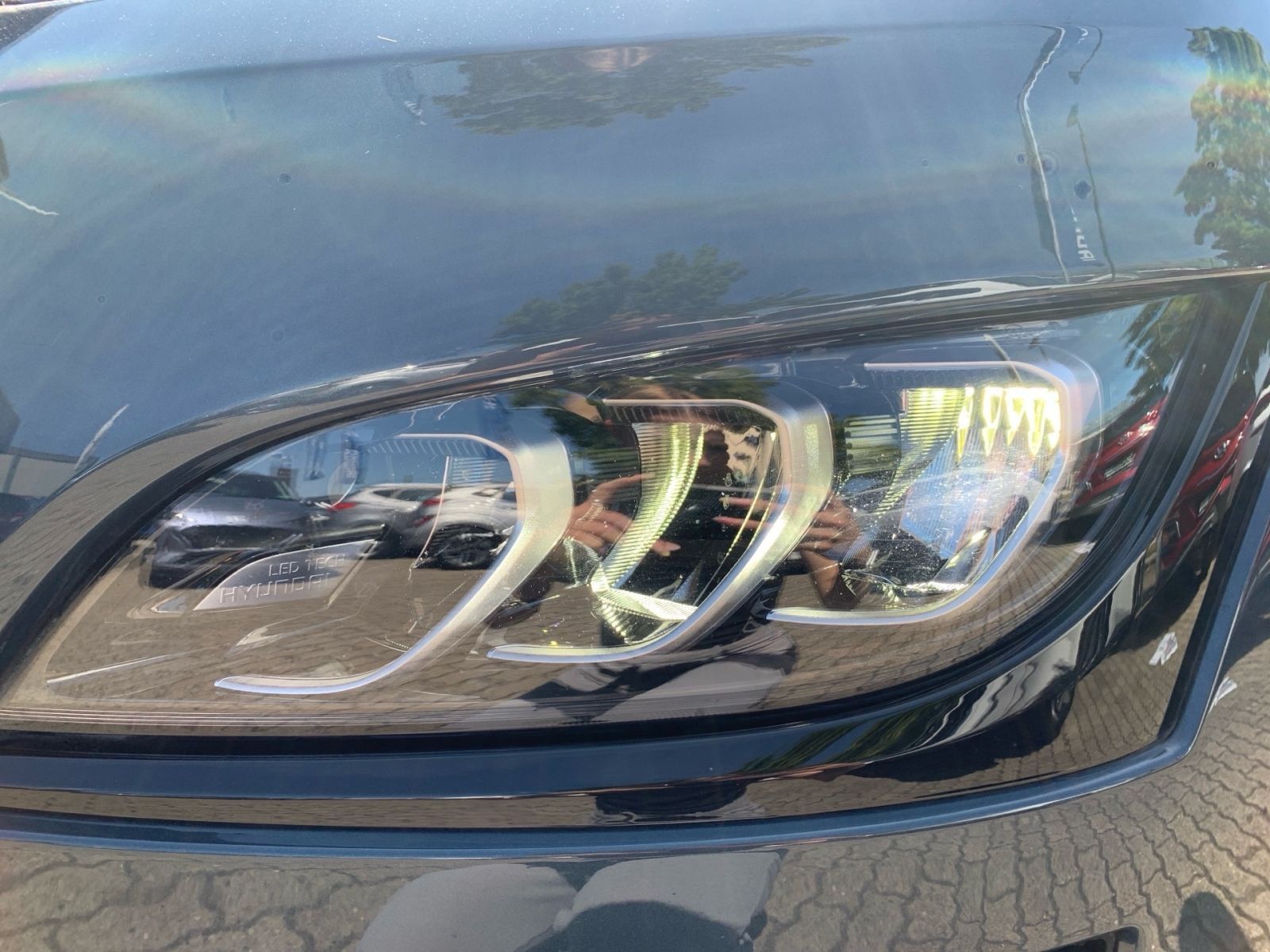 Fahrzeugabbildung Hyundai KONA Trend Elektro 64 kWh Navi Assistenz-Pak. 1H