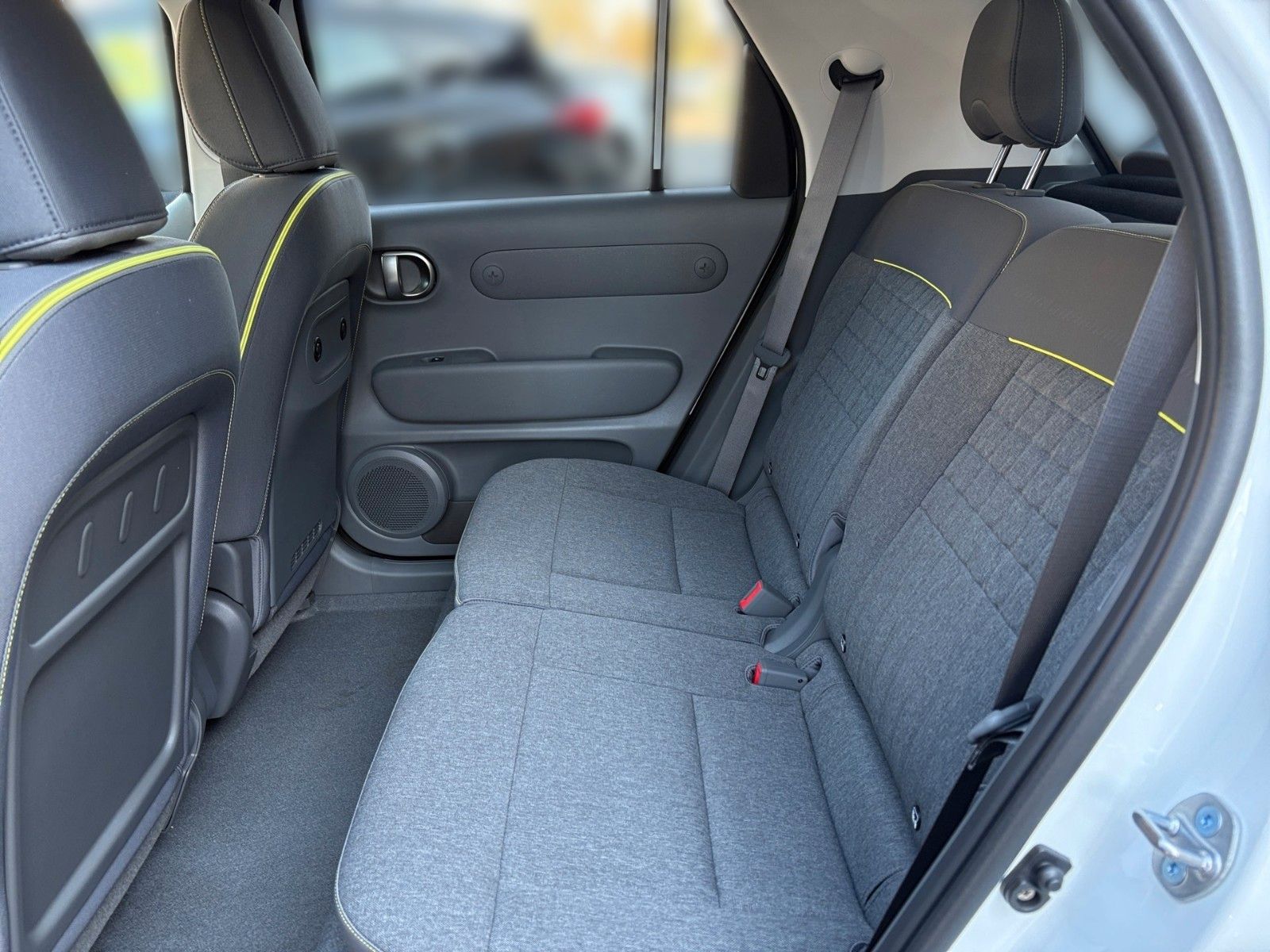 Fahrzeugabbildung Hyundai INSTER 49 kWh INSTER Cross