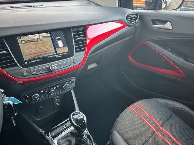 Fahrzeugabbildung Opel Crossland GS Line 1.2l 130PS Navi/Kamera!