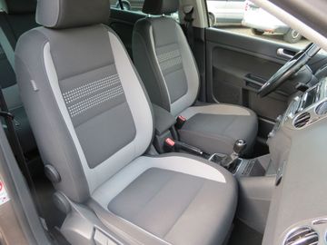Volkswagen Golf - 10