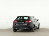 Mercedes-Benz A 200 Kompaktlimousine *LenkradH*LED*Keyless*AHK - Mercedes-Benz A-Class Jahreswagen: Automatik