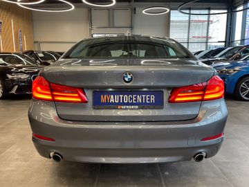 BMW 530 i xDrive *1.HAND*NAVI*TEMPO*SZHZ*AHK*PDC*