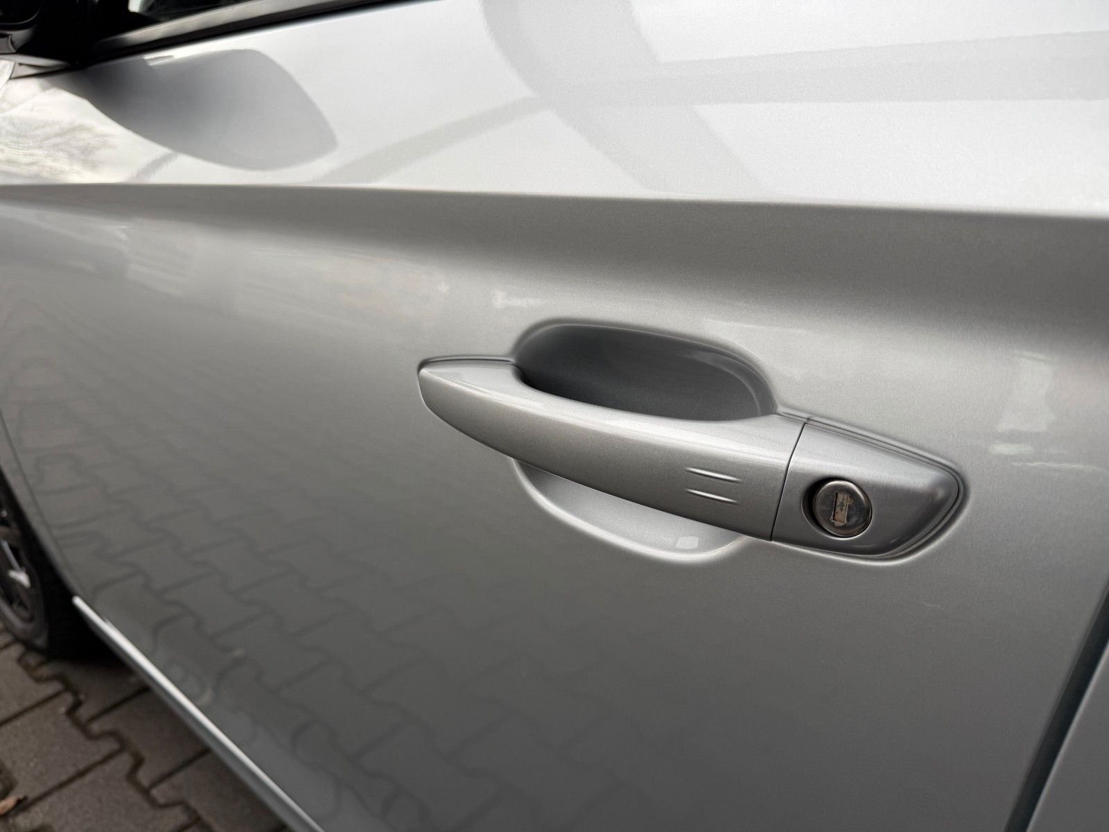 Fahrzeugabbildung Opel Corsa F GS 130 PS Automatik/Navi/Kamera!