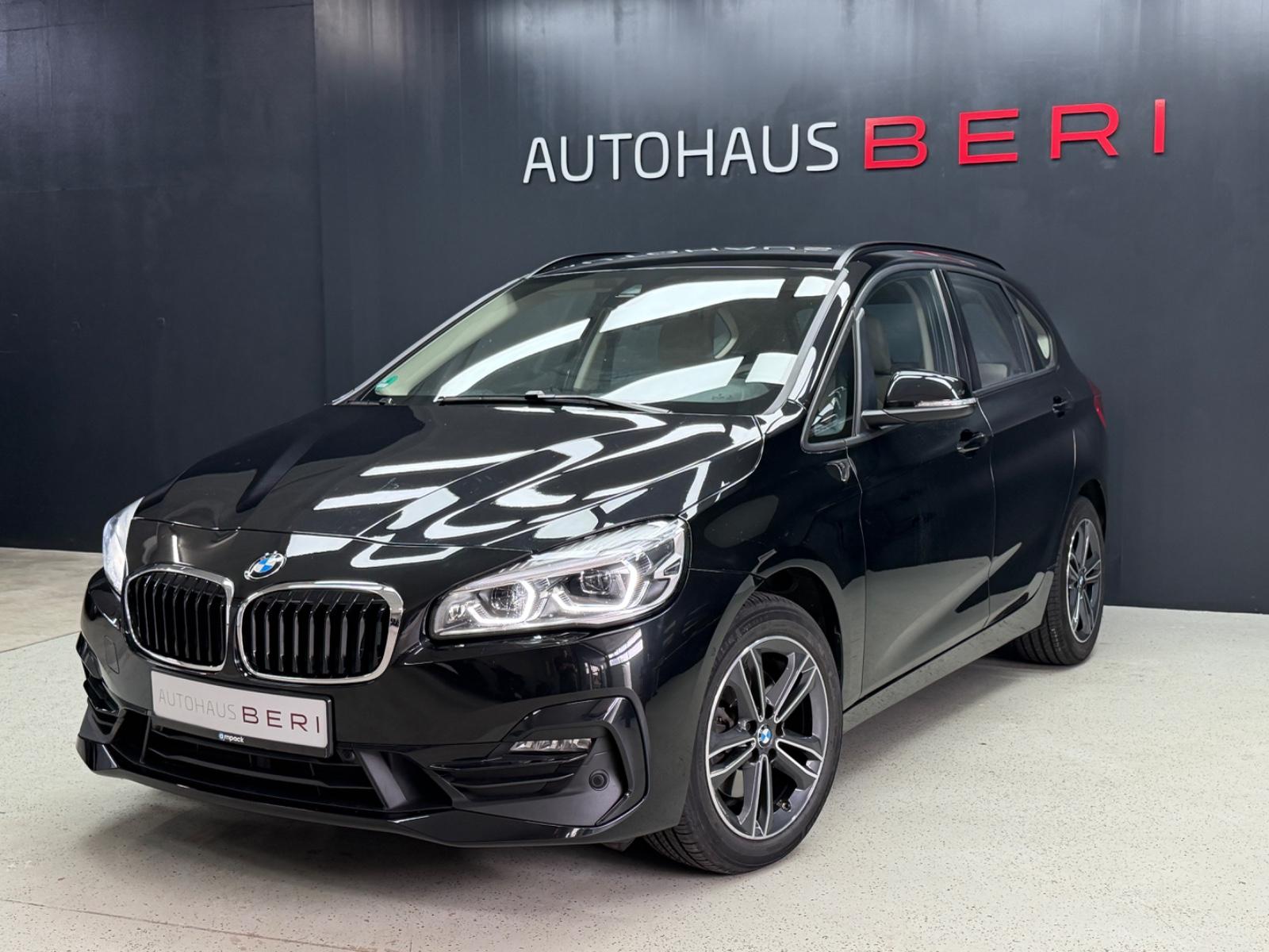 BMW 220 2 Active Tourer 220 d xDrive Sport Line M*