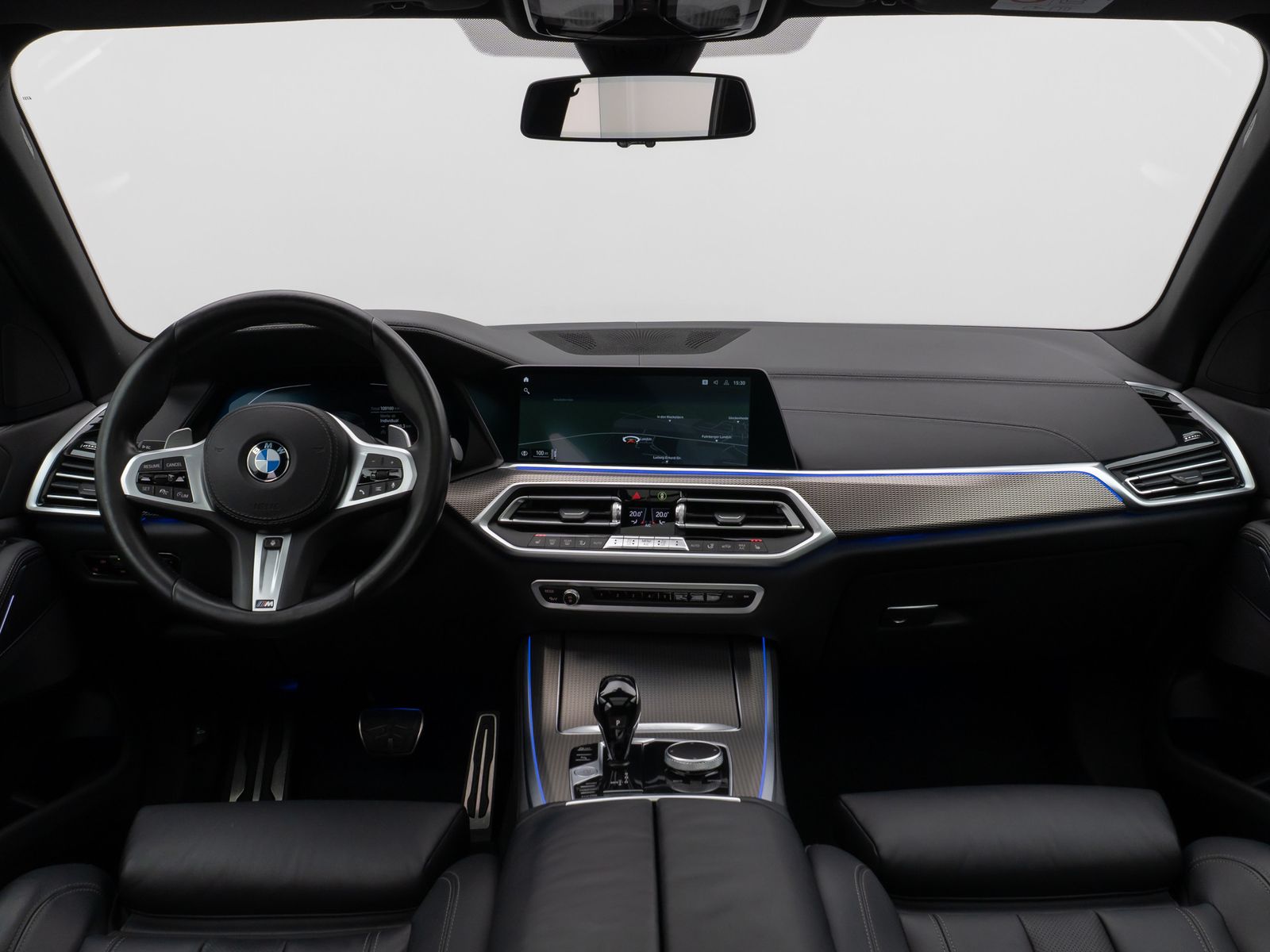 Fahrzeugabbildung BMW X5 xD30d M Sport Panorama Kamera HUD DAB HiFi