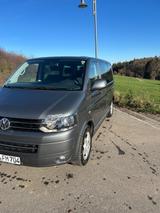 Volkswagen VW T5 Multivan 2.0 TDI  132 kW EZ 02/2011  - Volkswagen aus 2011: Multivan