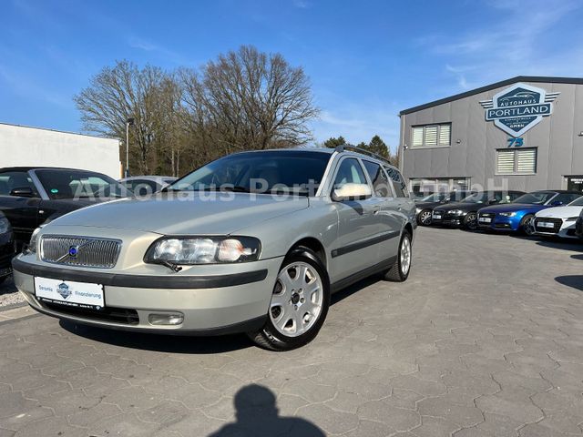 Volvo V70 2.4 T/S-Heft/Leder/AHK/HU Neu