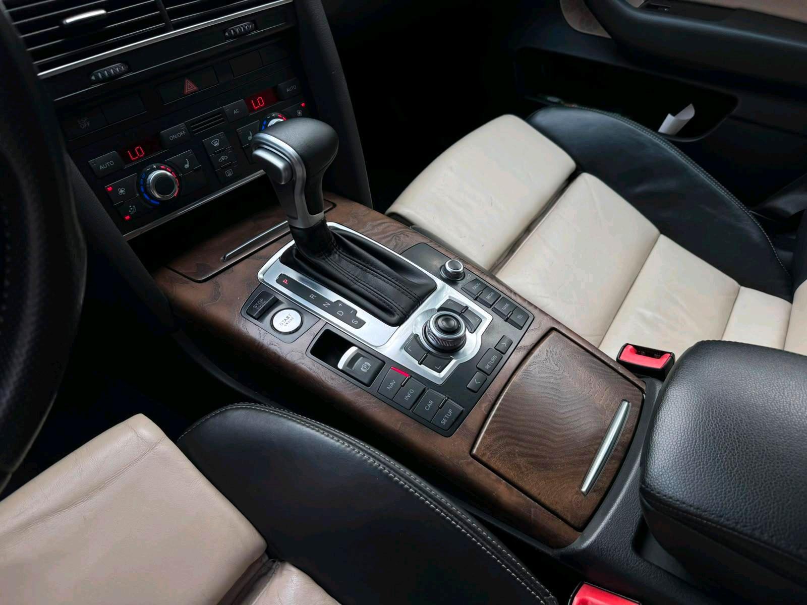 Audi Quattro 2009 — photo 8