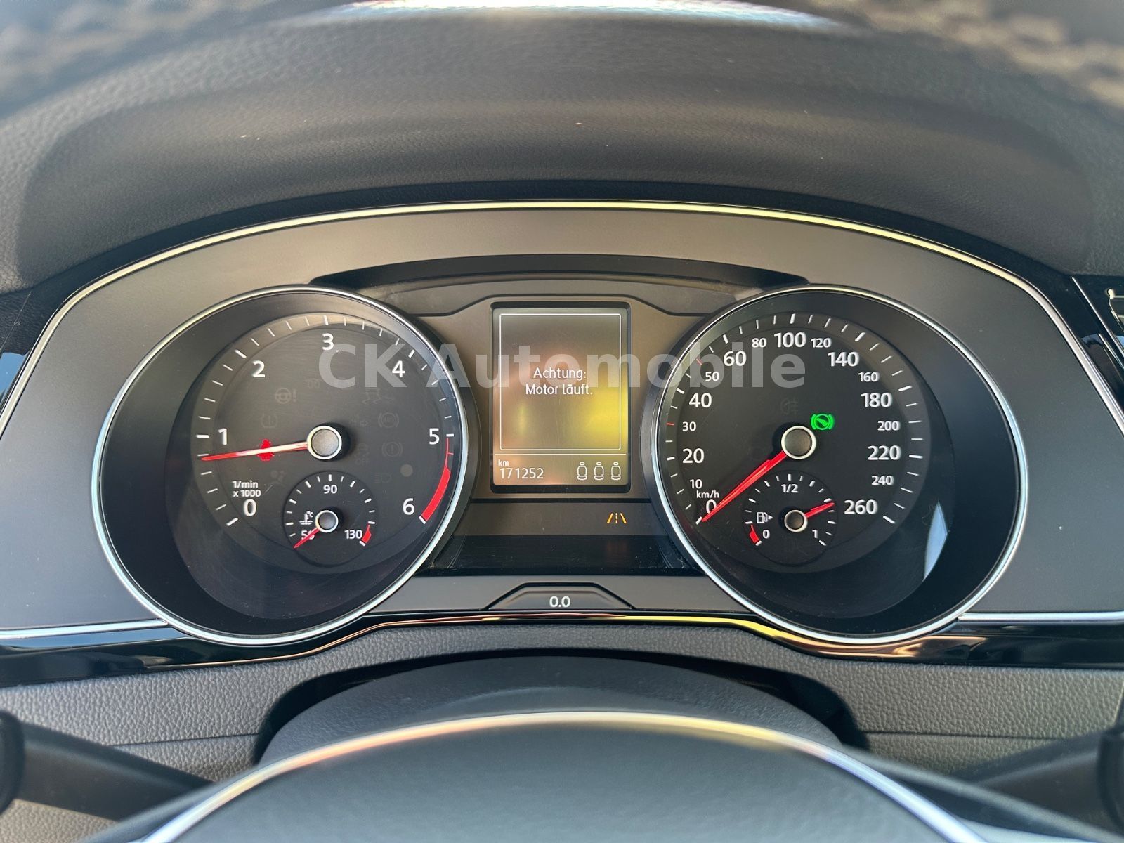 Fahrzeugabbildung Volkswagen Passat Variant Comfortline 2.0TDI/DSG/LED/AHK