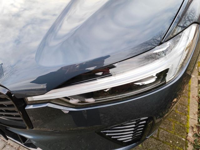VOLVO XC 60 (Bild 9 von Array)