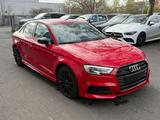 Audi A3 Lim 40 TFSI quattro sport~S LINE~DSG - Audi A3: Rot, Leder