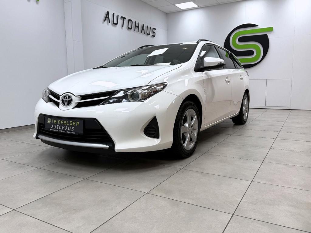 Toyota Auris Touring Sports