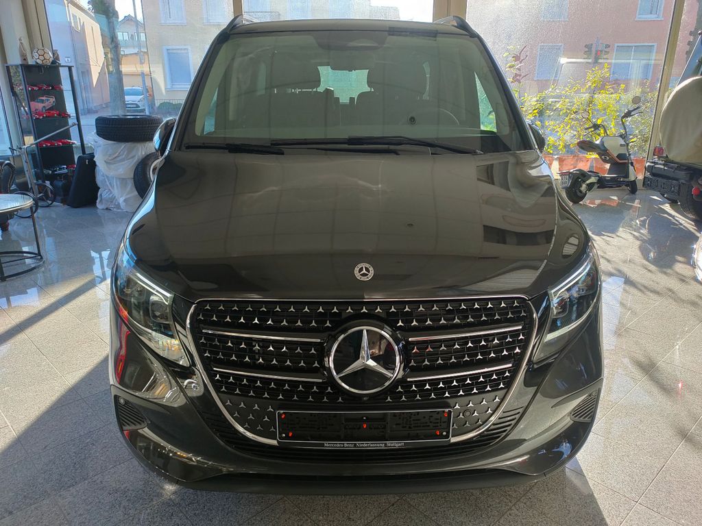 Mercedes-Benz V 300 Avantgarde 4 Matic Lang NEU 30 km