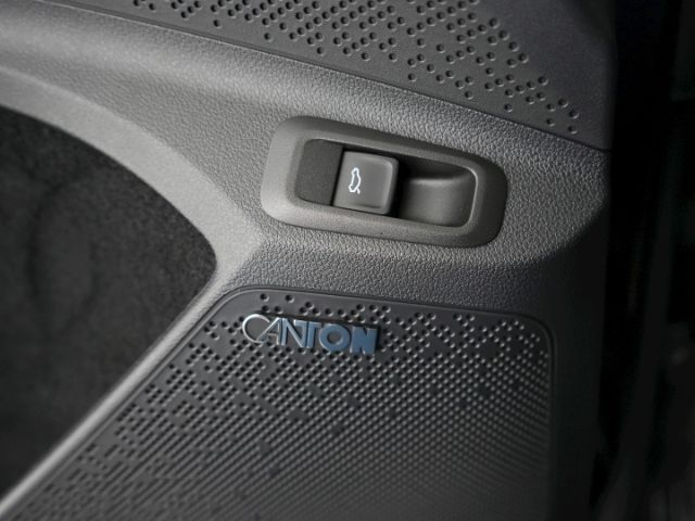 ENYAQ iV COUPE RS 4x4+NAVI+RÜCKFAHRKAMERA+SITZ-/