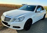 Mercedes-Benz **Mercedes Benz E200 CGI W212 **Fest Preis** - gebrauchte Mercedes-Benz E 200 aus dem Jahr 2009