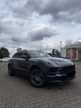 Porsche Macan - vulkangraumetallic - Porsche Macan in Bonn