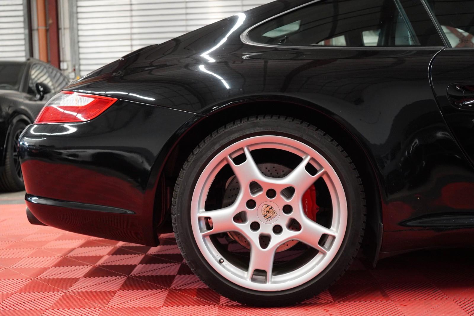 PORSCHE 997 / 911 CARRERA S 3.8