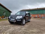 Mitsubishi Pajero 3,2 DI-D 4WD SUV-Star - Mitsubishi Pajero: 4.4