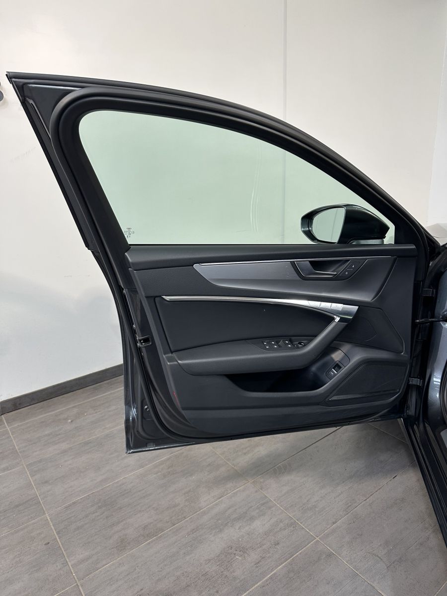 Fahrzeugabbildung Audi S6 Avant Black NAV+MATRIX+B&O+PANO+AHK+V-COCKPIT