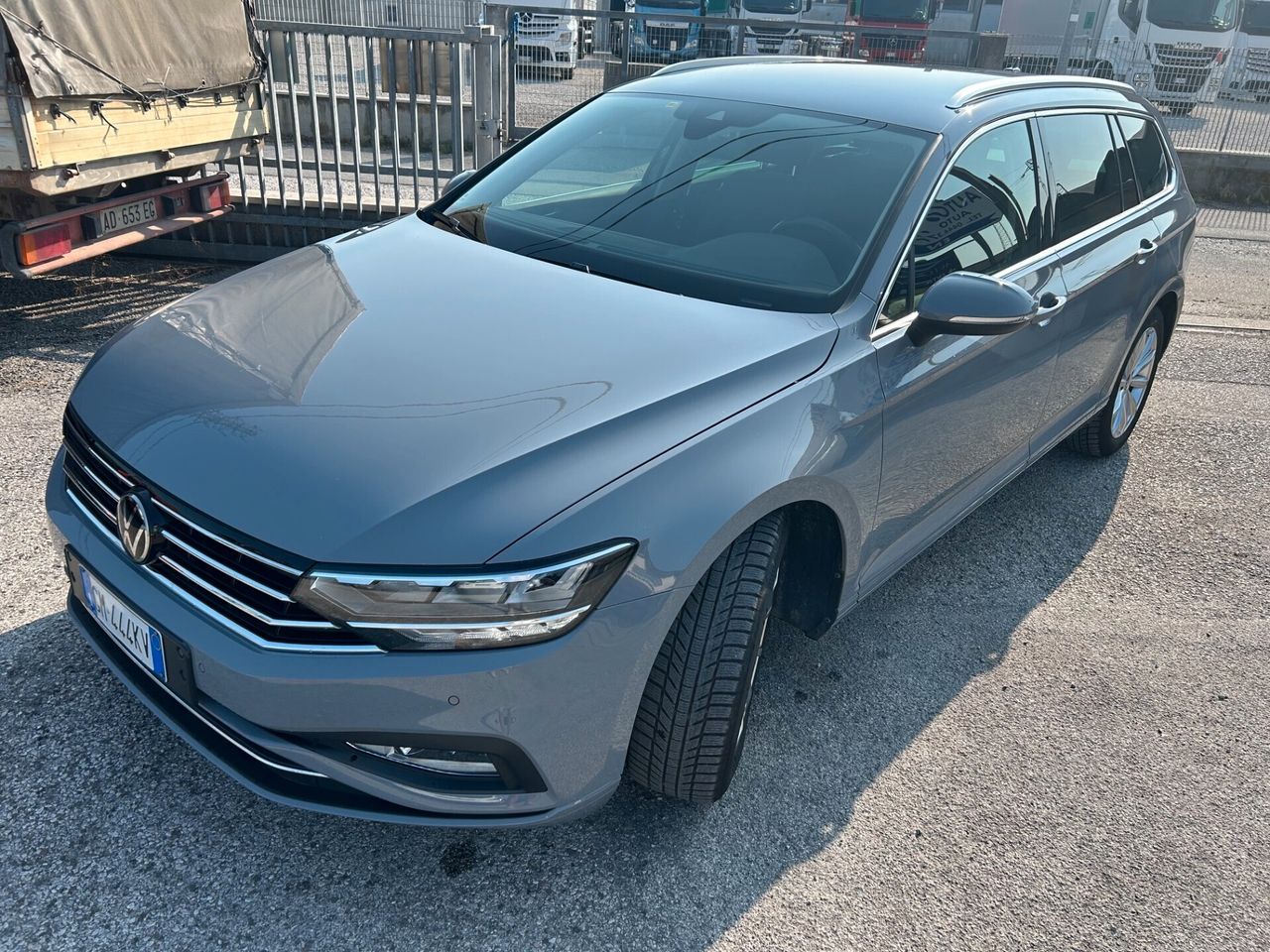 Volkswagen Passat Variant 2.0 TDI SCR 122 CV EVO imagem 2