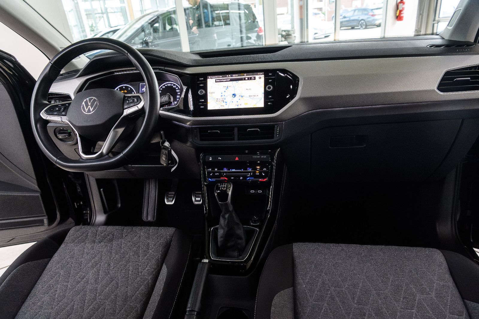 Fahrzeugabbildung Volkswagen T-Cross +SHZ +KAMERA +NAVI +ACC