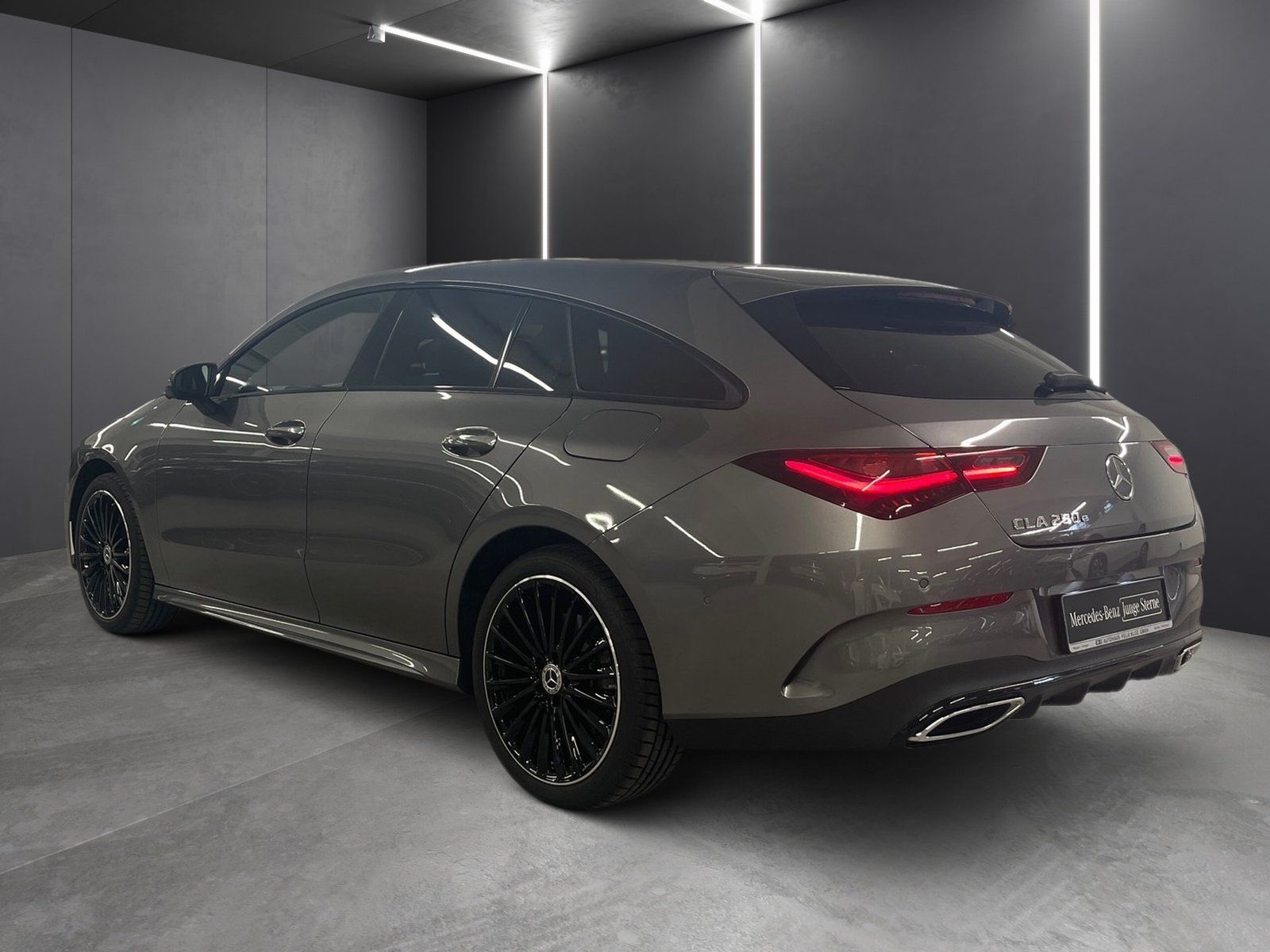 Fahrzeugabbildung Mercedes-Benz CLA 250 e SB AMG+*Pano*HUD*Distronic*Night*360°