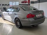 BMW 320 d SPORT SITZ LEDER PDC TEMP KLIMA SD TÜV 18" - BMW 320 aus 2009: 320d