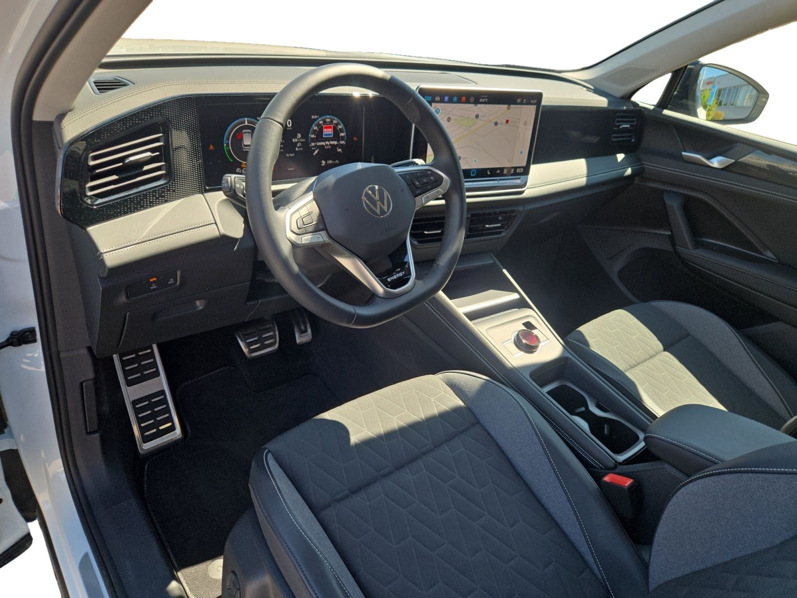 Volkswagen Tiguan Energy 1.5 eHybrid DSG 360°KAM A foto 4