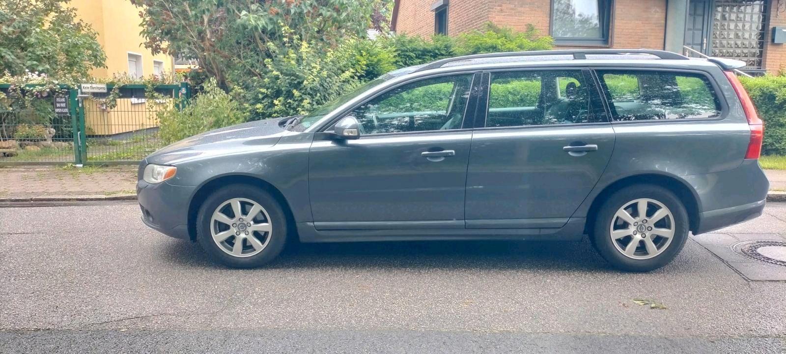 Volvo V70 2009 — photo 9
