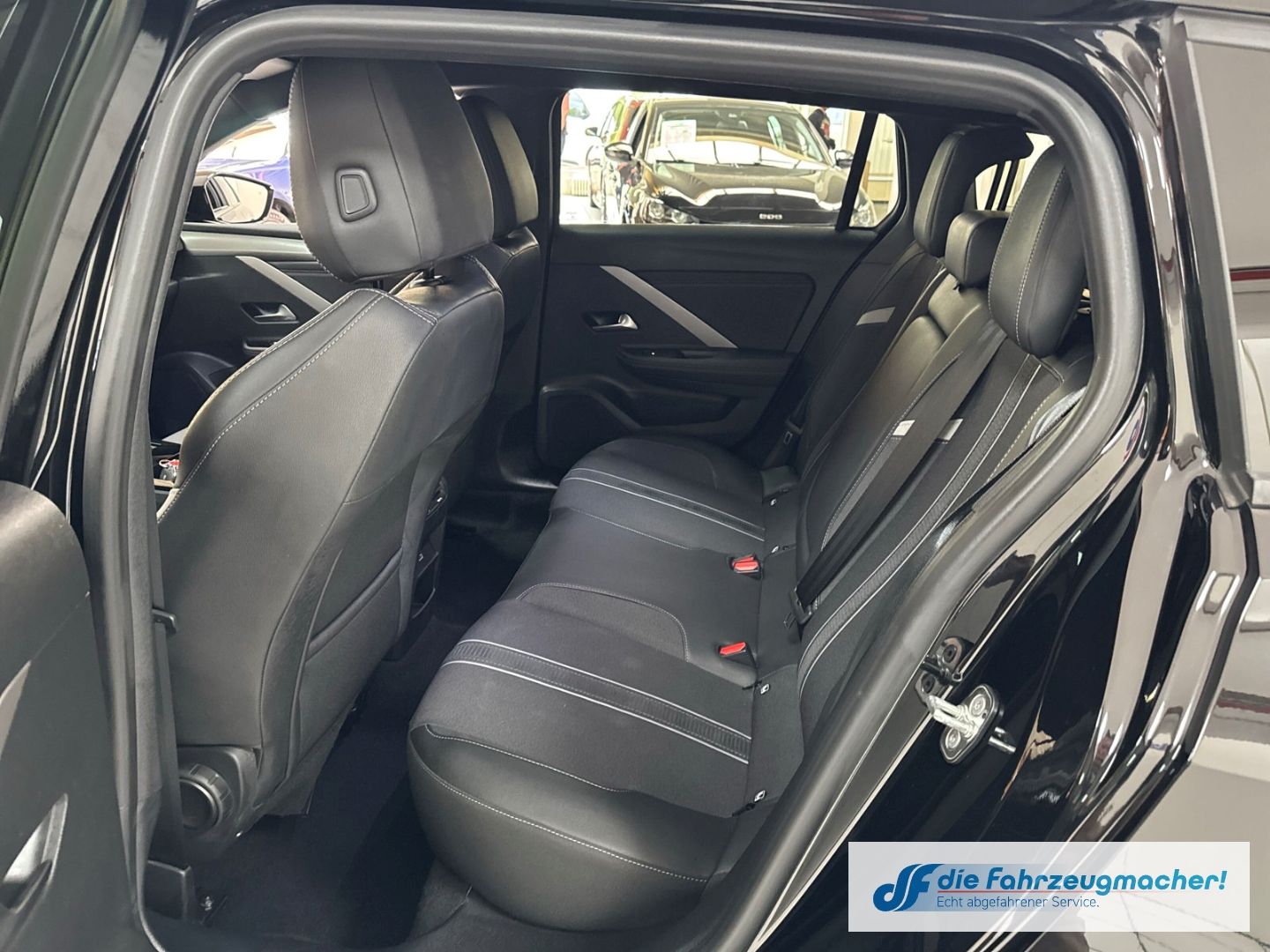 Fahrzeugabbildung Opel Astra L Sports Tourer GS Digitales Cockpit 360 K