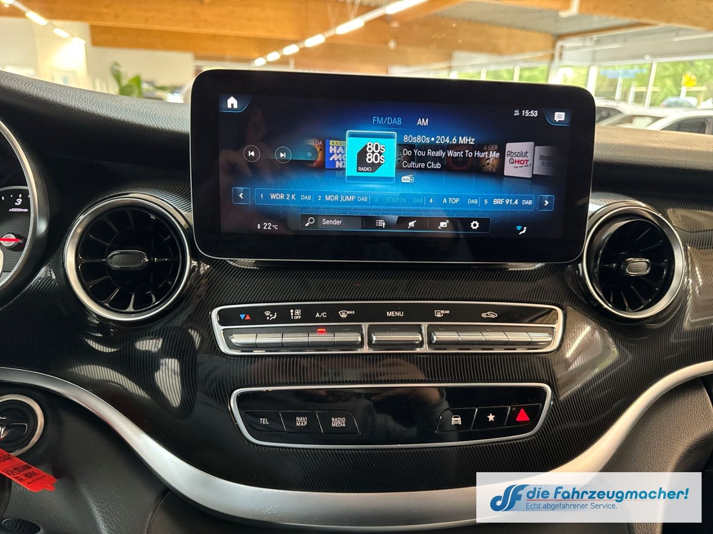 Fahrzeugabbildung Mercedes-Benz V 220 d RISE kompakt Navi Apple CarPlay Android