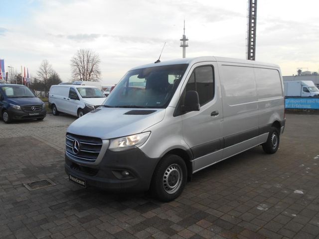 Mercedes-Benz Sprinter 214 CDI KA Mittel 3-Sitze Klima AHK 2.0