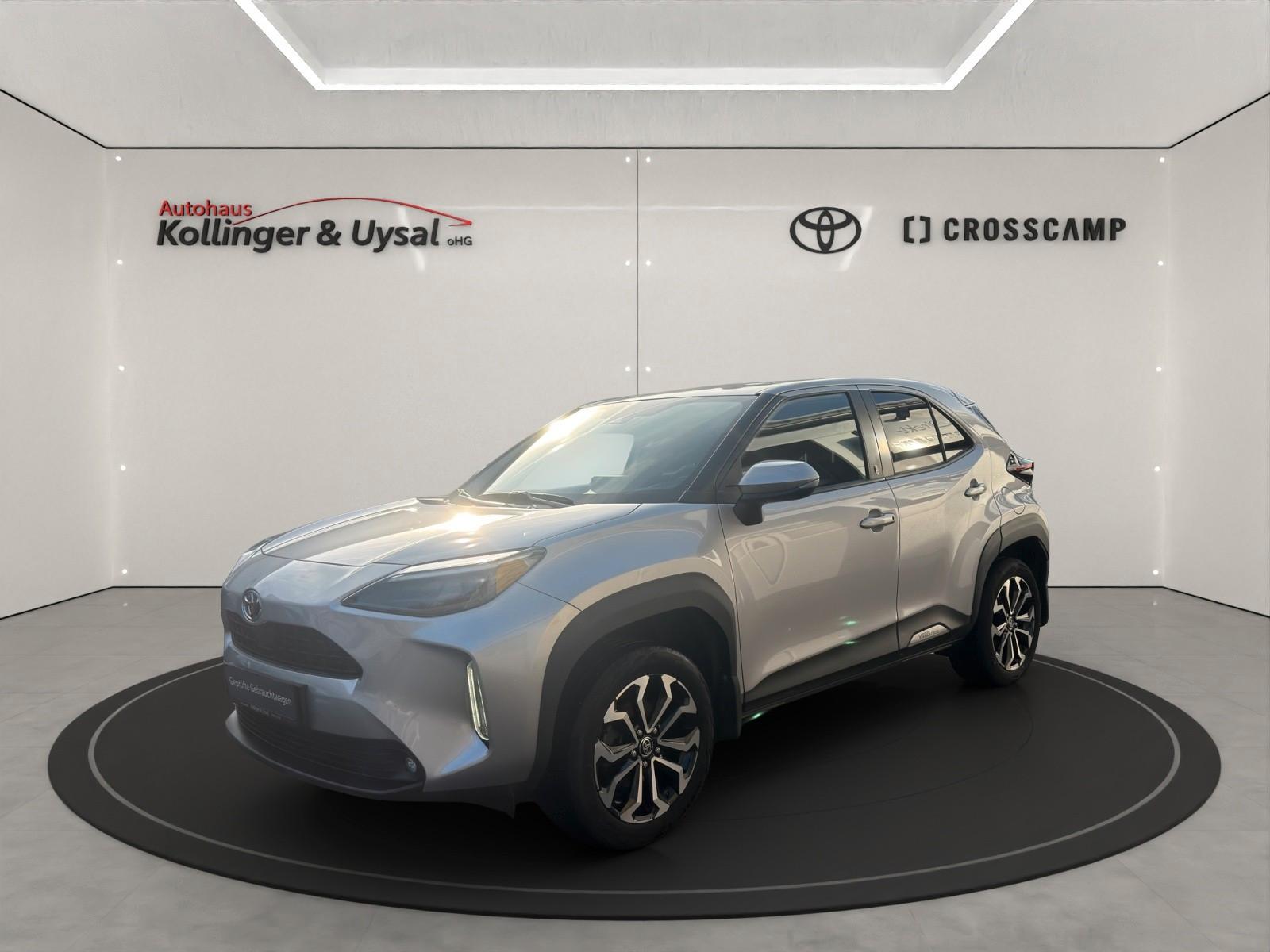 Toyota Yaris Cross Hybrid FWD Team Deutschland AHK