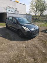 Peugeot 5008 1,6 KlIma Euro 5 - gebrauchte Peugeot 5008 aus dem Jahr 2009