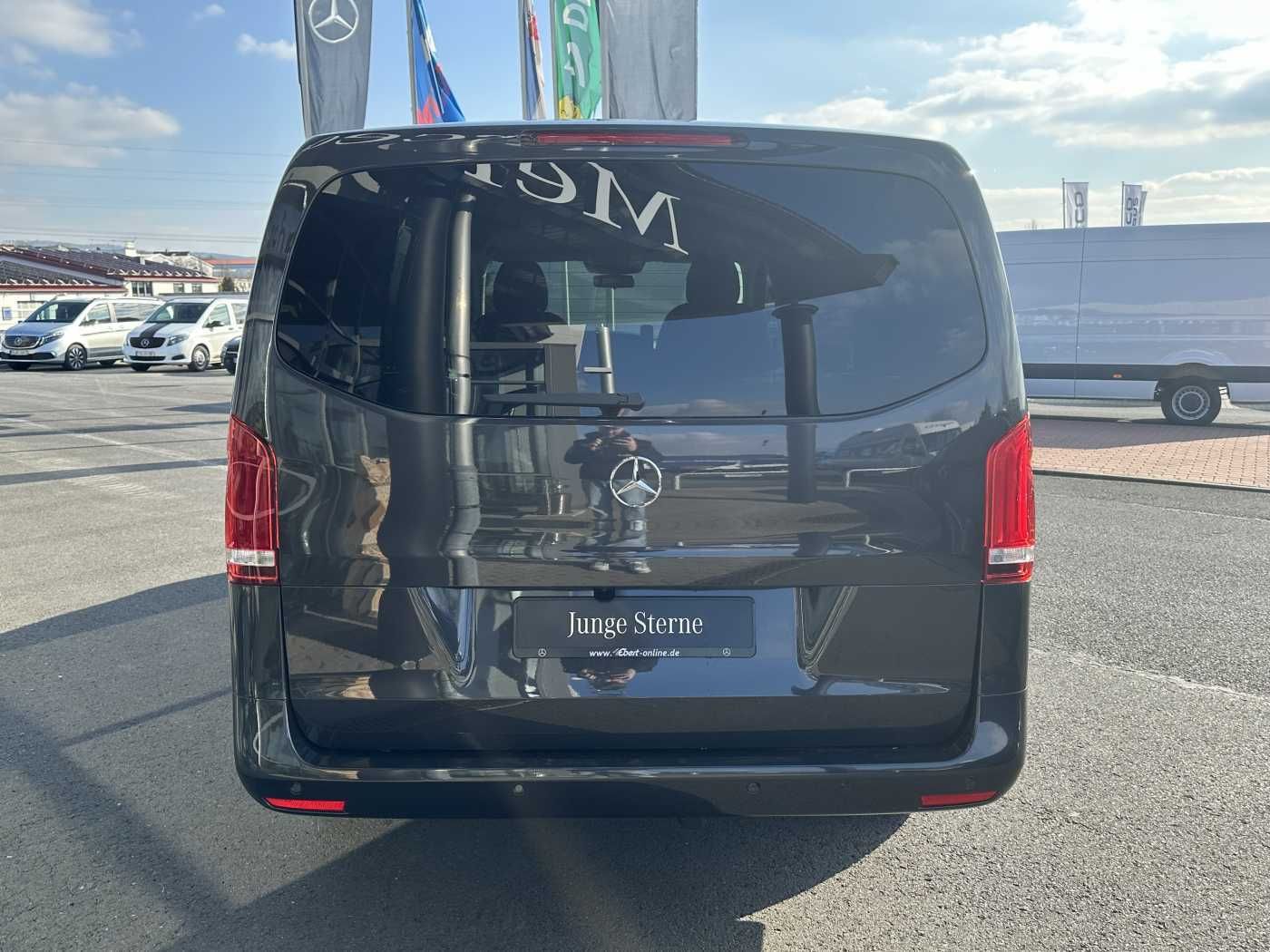 Fahrzeugabbildung Mercedes-Benz Vito 116 CDI 9G Klima AHK LED Audio40 Kamera