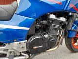 Kawasaki Gpz 900 r - KAWASAKI GPZ 900 R