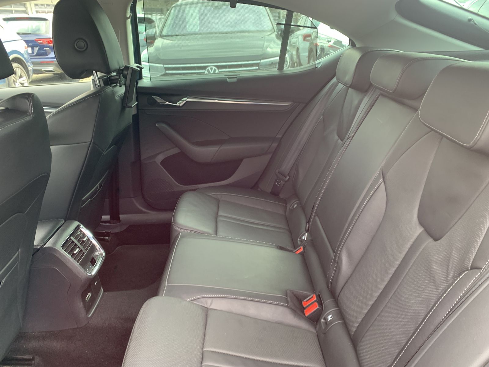 Fahrzeugabbildung SKODA Octavia 2.0 TDI*First Edition*Leder*Matrix-Beam*