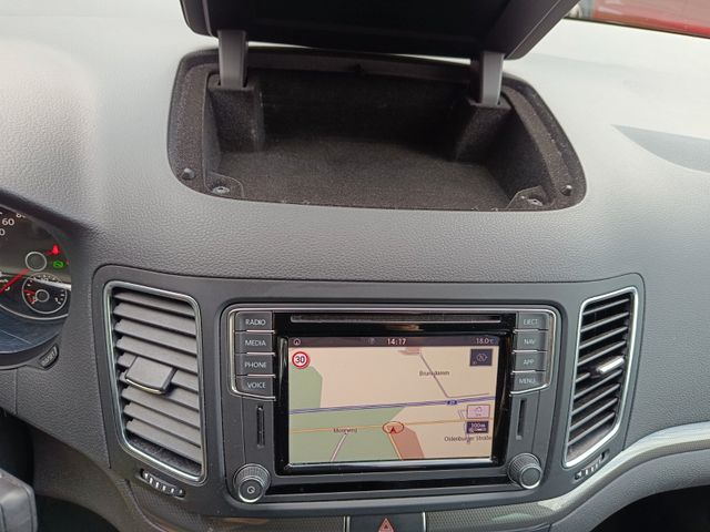 Sharan 2.0 TDI IQ.DRIVE *ACC*el.Türen*Navi*APP*