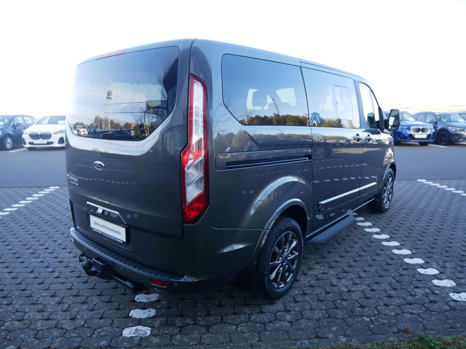 Ford Tourneo Custom 320 L1H1 VA Autm. Titanium X AHK